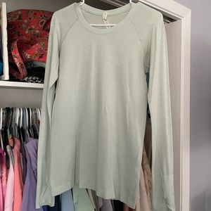 Lululemon athletic shirt